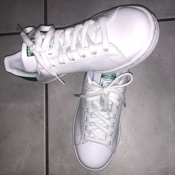 Adidas - Picture 1 of 4